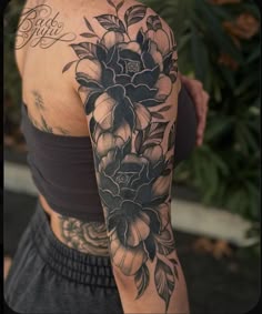 Black and Grey flower tattoo design for women on full sleeve tattoo ideas
