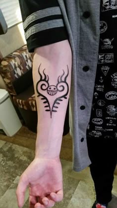 Tribal tattoo design for men on forearm tattoo ideas